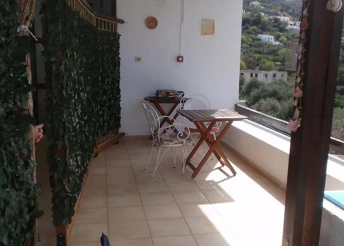 Vendégház Traditional Mirtiész