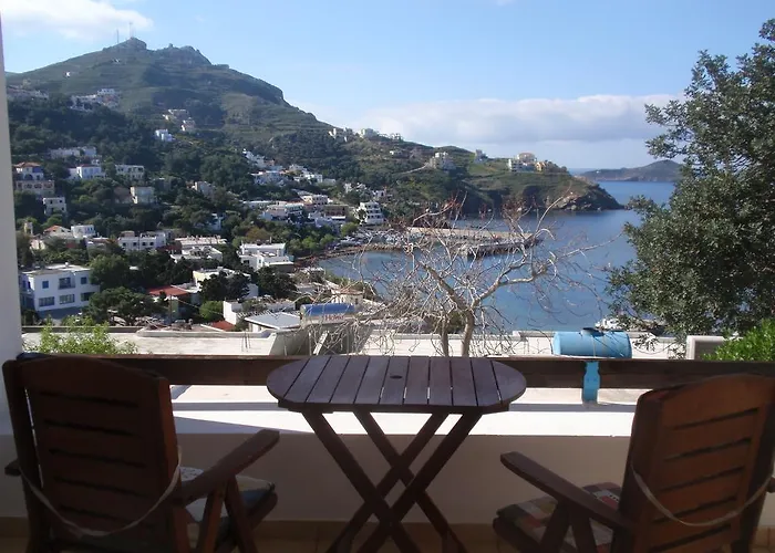 Vendégház Traditional Mirtiész